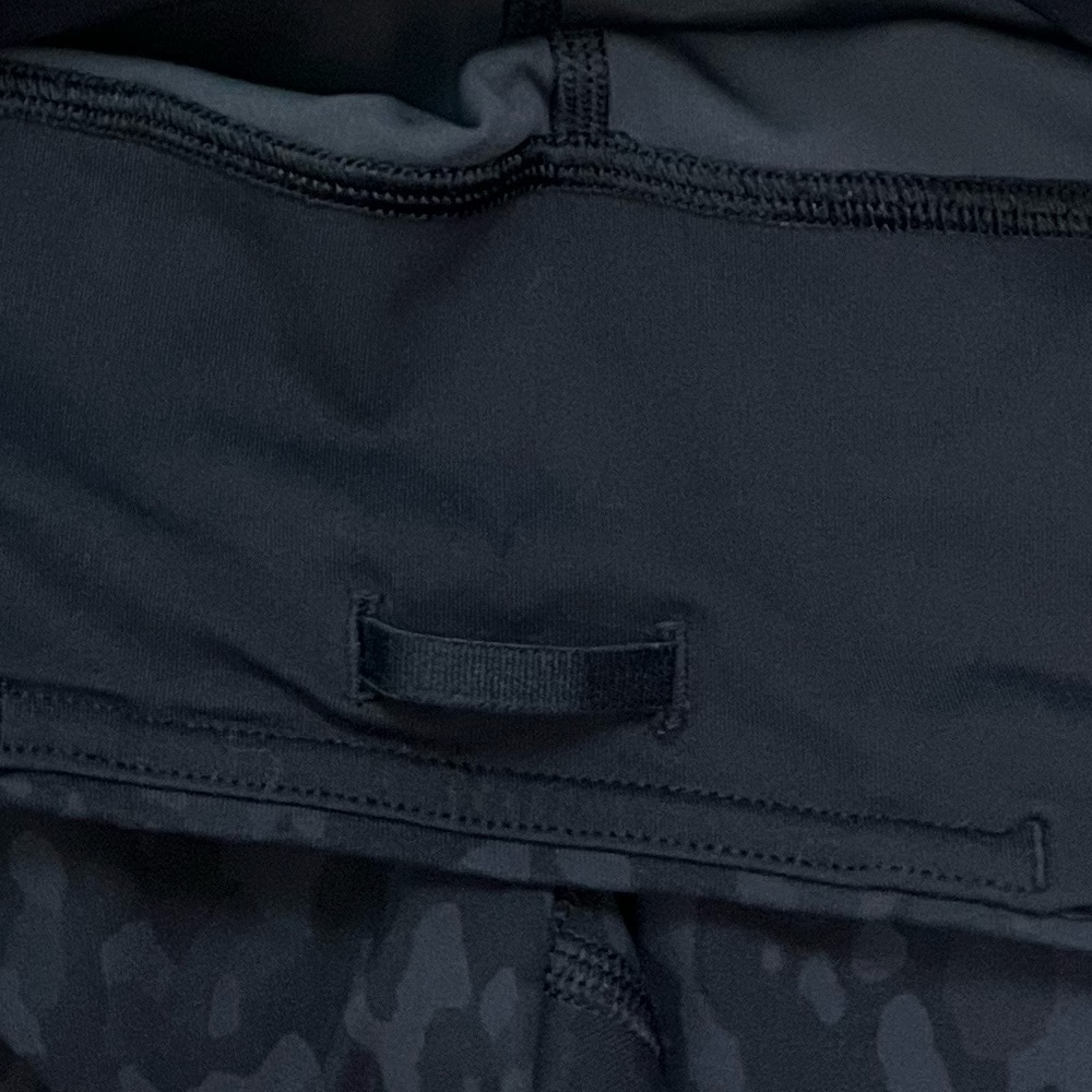 Lululemon Pace Rival Crop *22" Formation Camo Deep Coal Multi / Black - Picture 4 of 7